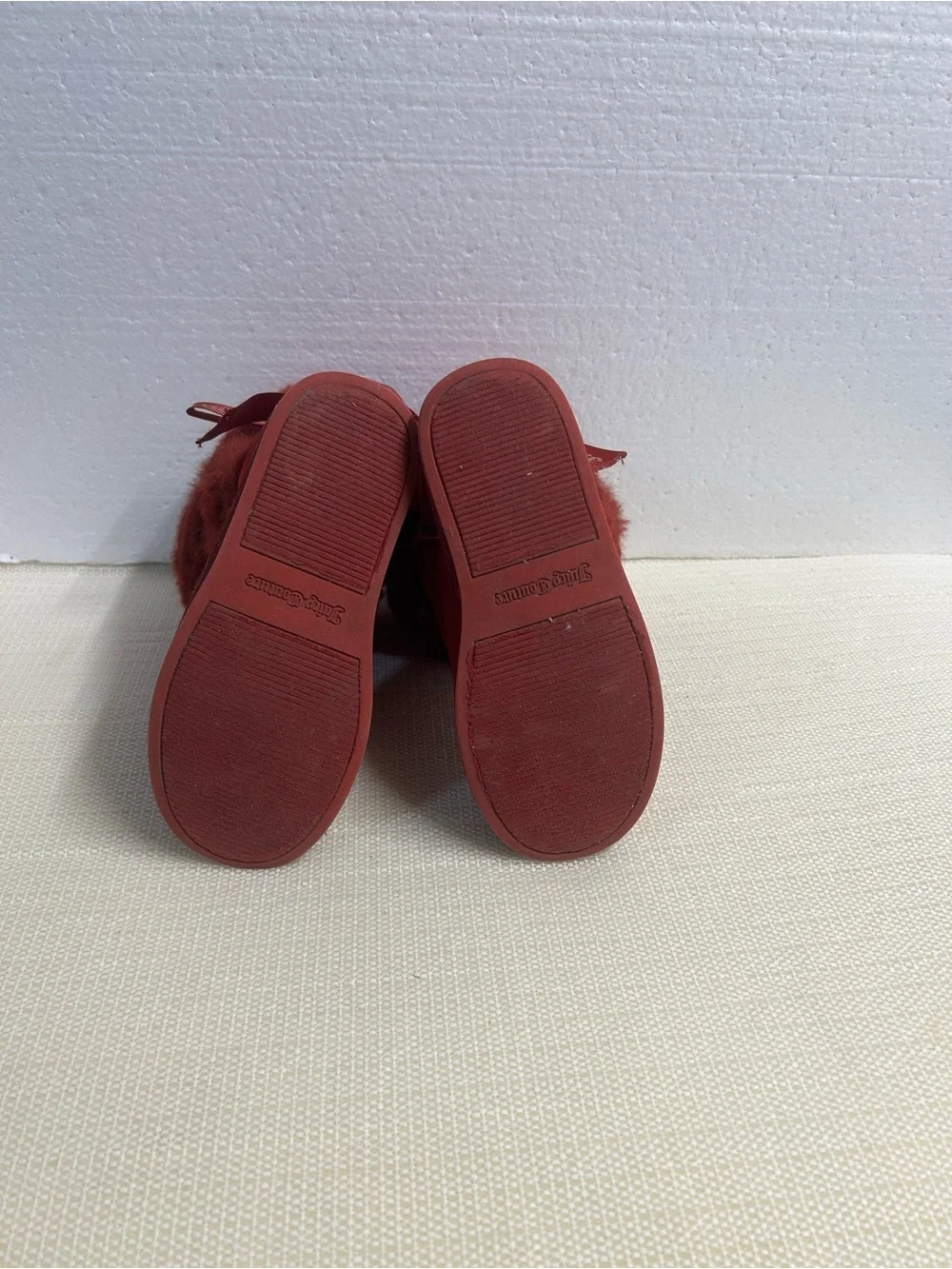 Juicy Couture King Red Faux Fur Cuff Kids Booties